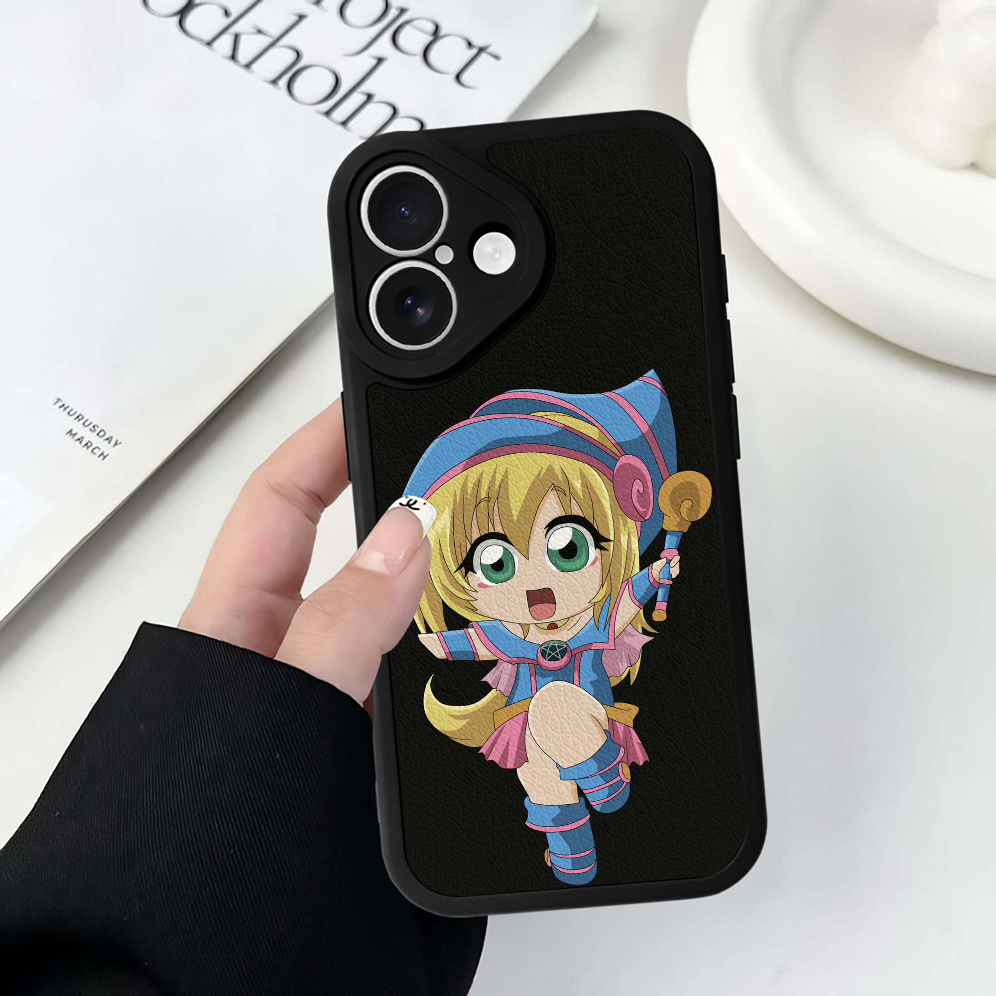 遊☆戯☆王 Yu-Gi-Oh! 【iPhone 16シリーズ対応】シリコンスマホケース（レザー調） 材質：シリコン